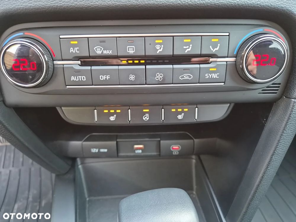 Kia XCeed 1.5 T-GDI M DCT - 22