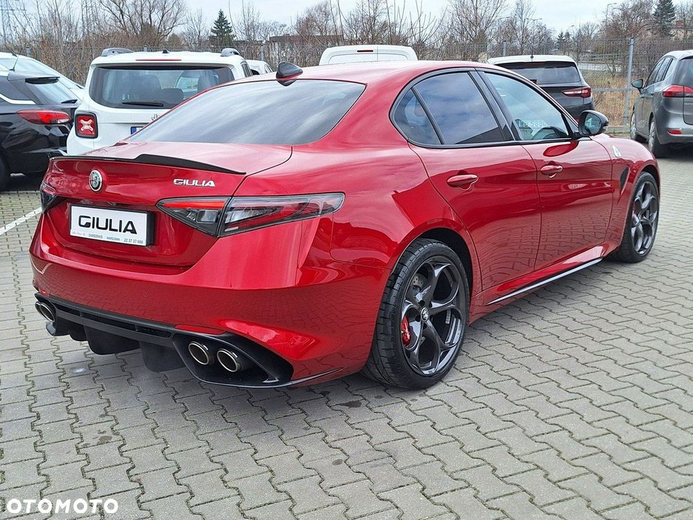 Alfa Romeo Giulia - 6