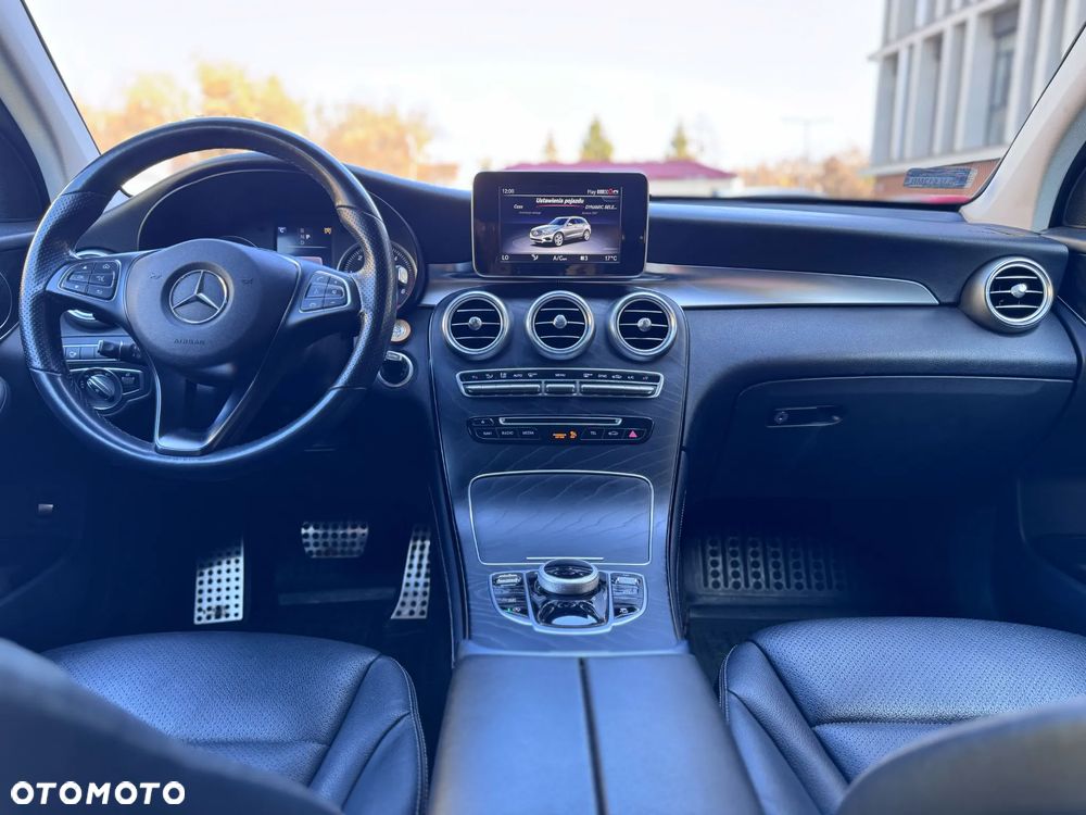 Mercedes-Benz GLC - 14