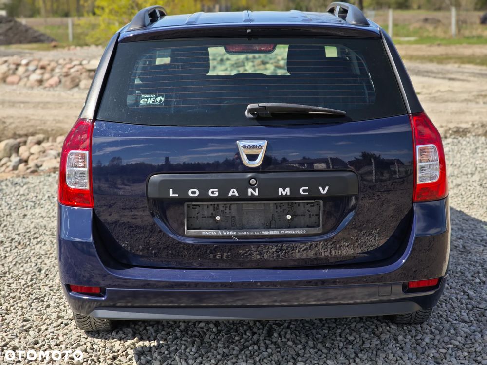 Dacia Logan 1.2 16V 75 Essentiel - 9