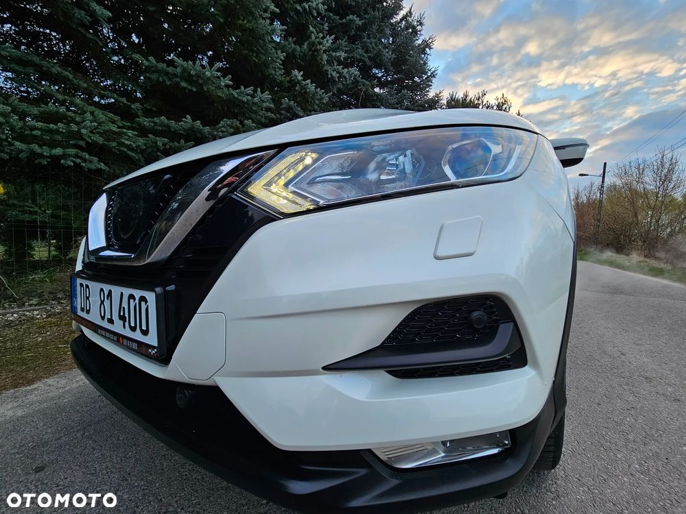 Nissan Qashqai 1.2 DIG-T N-Vision - 16