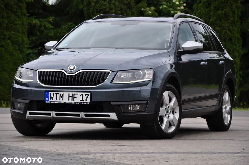Skoda Octavia Combi 2.0 TDI 4x4 DSG Scout - 5