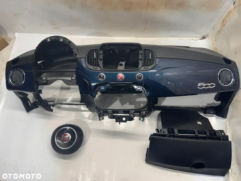 FIAT 500 DESKA ROZDZIELCZA/KONSOLA/KOKPIT 2018r - 1