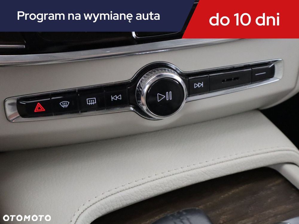 Volvo V90 Cross Country - 14