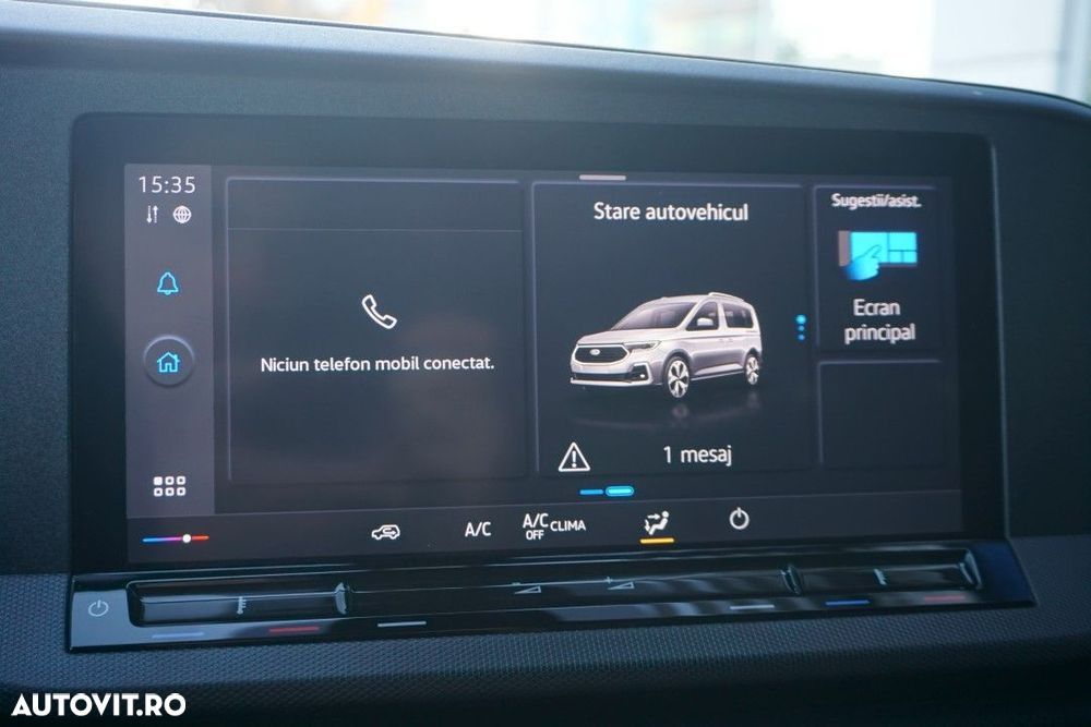 Ford Transit Connect - 12