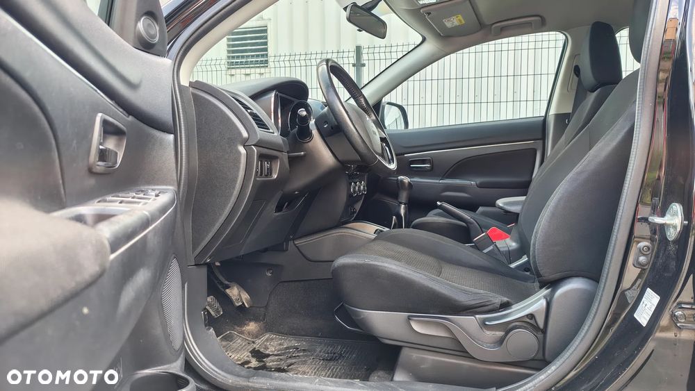 Mitsubishi ASX 1.6 Invite - 19