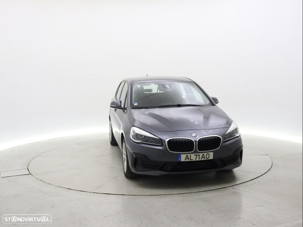 BMW 225xe Active Tourer - 12