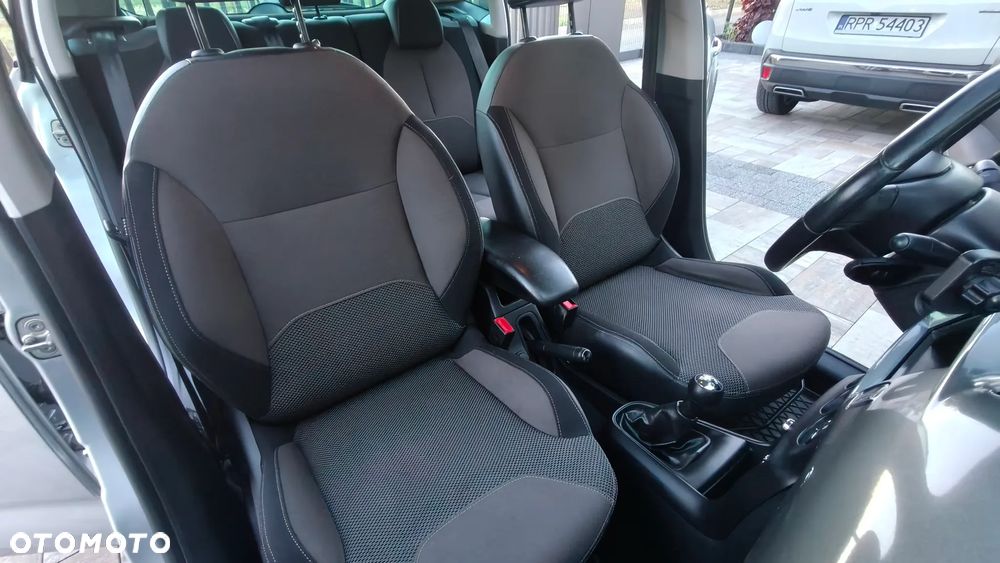 Citroën C3 1.6 e-HDi Exclusive - 10
