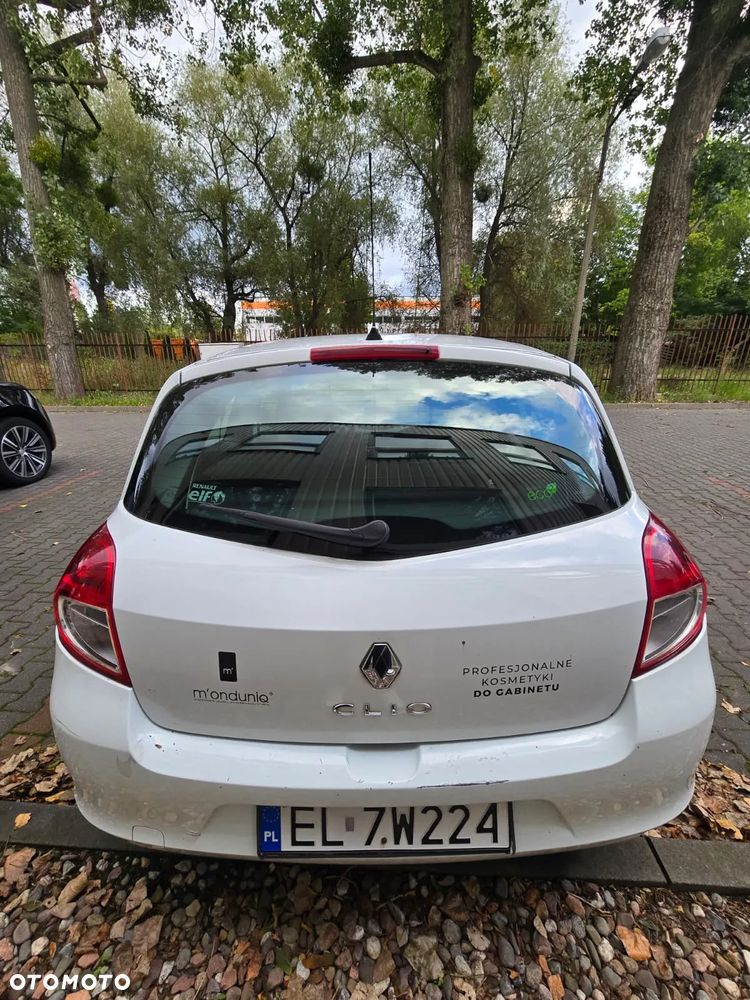 Renault Clio 1.5 dCi Alize - 20