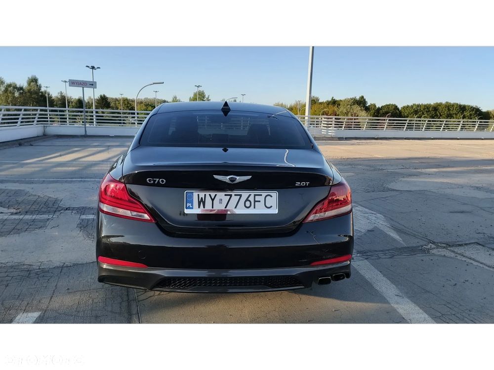 Genesis G70 - 2