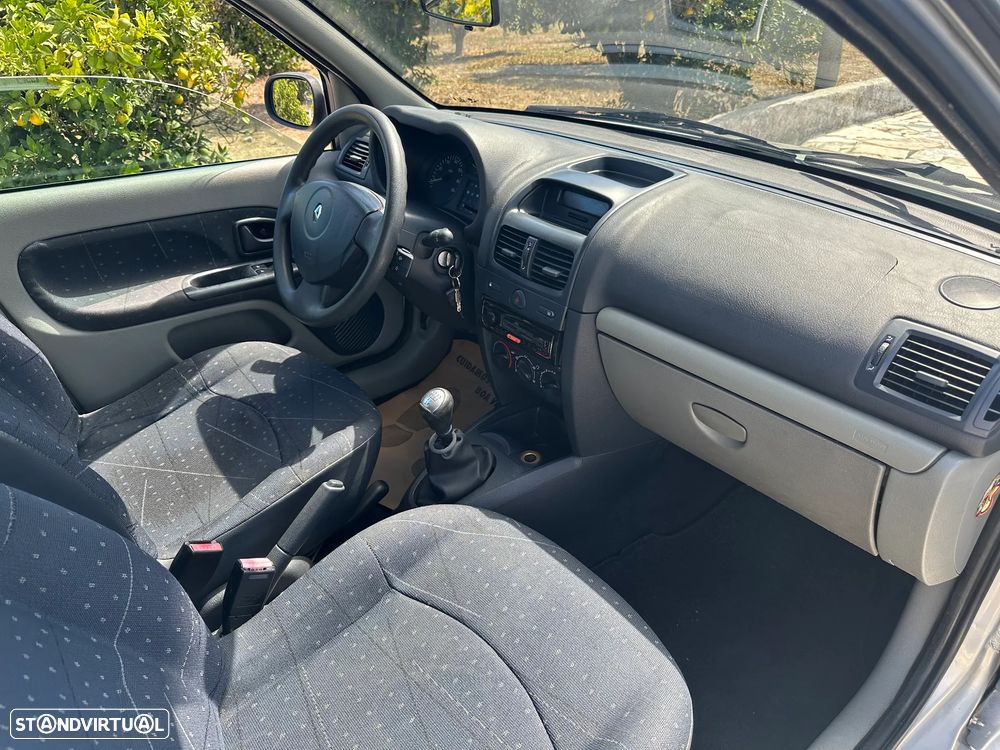 Renault Clio 1.5 dCi Confort Privilège - 21