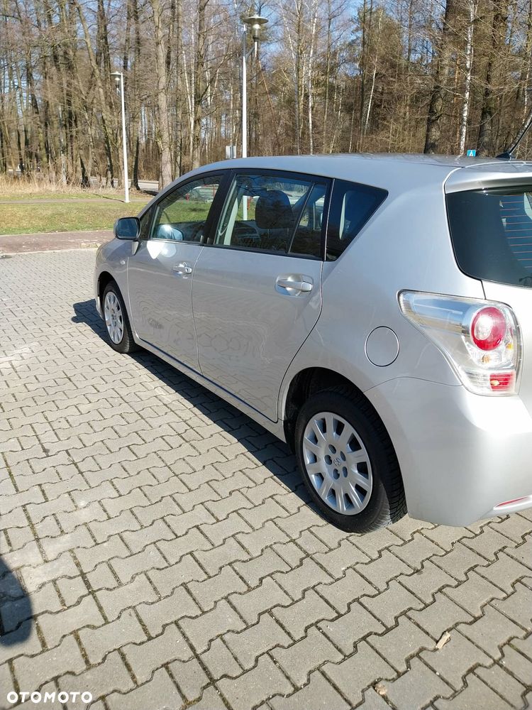 Toyota Verso 2.0 D-4D Sol plus - 14