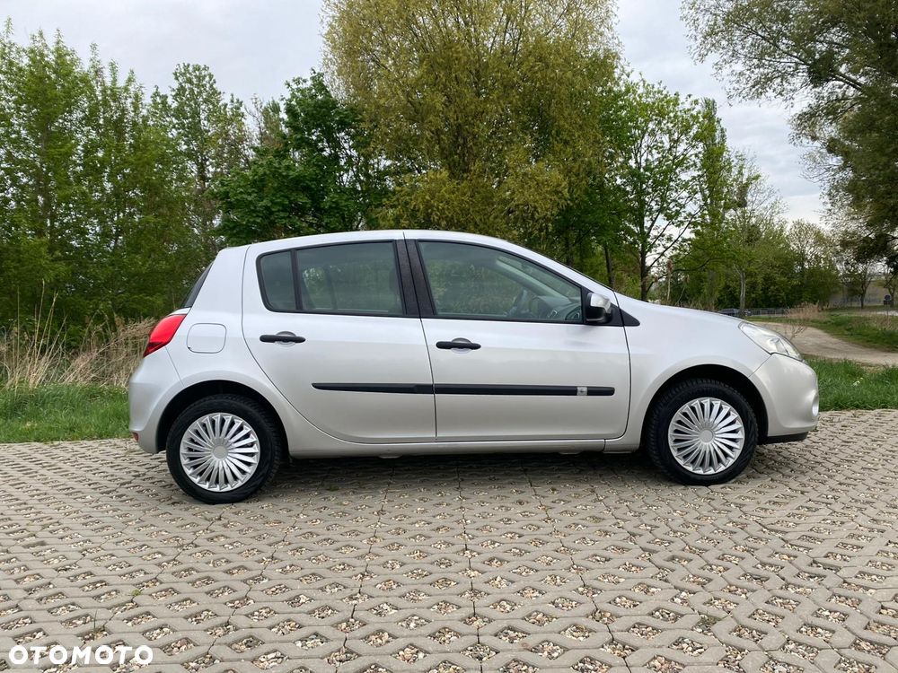 Renault Clio - 5