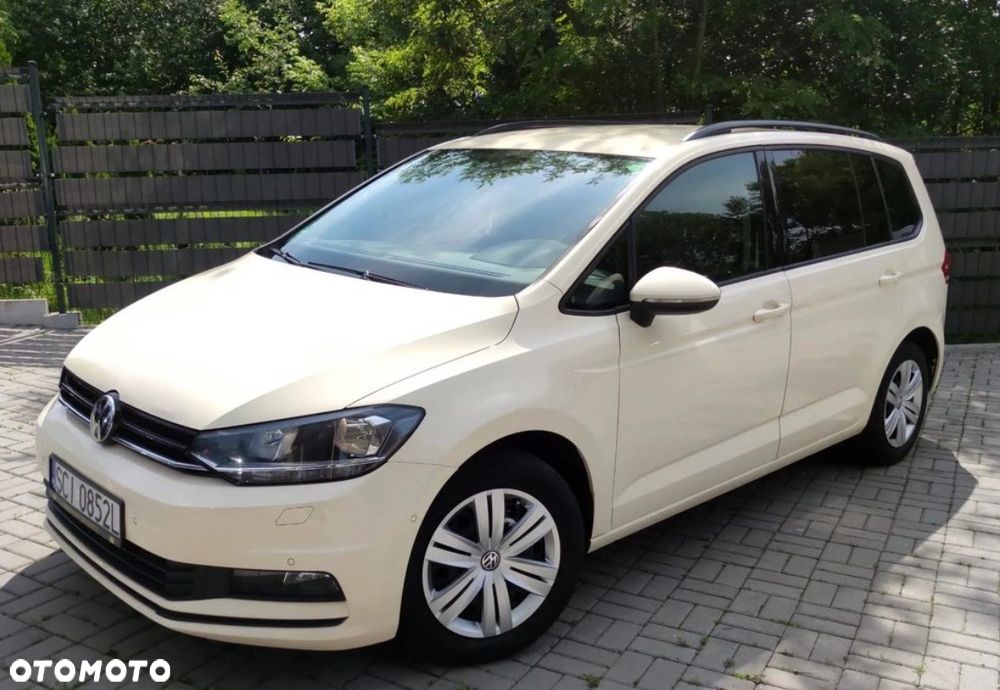 Volkswagen Touran - 3