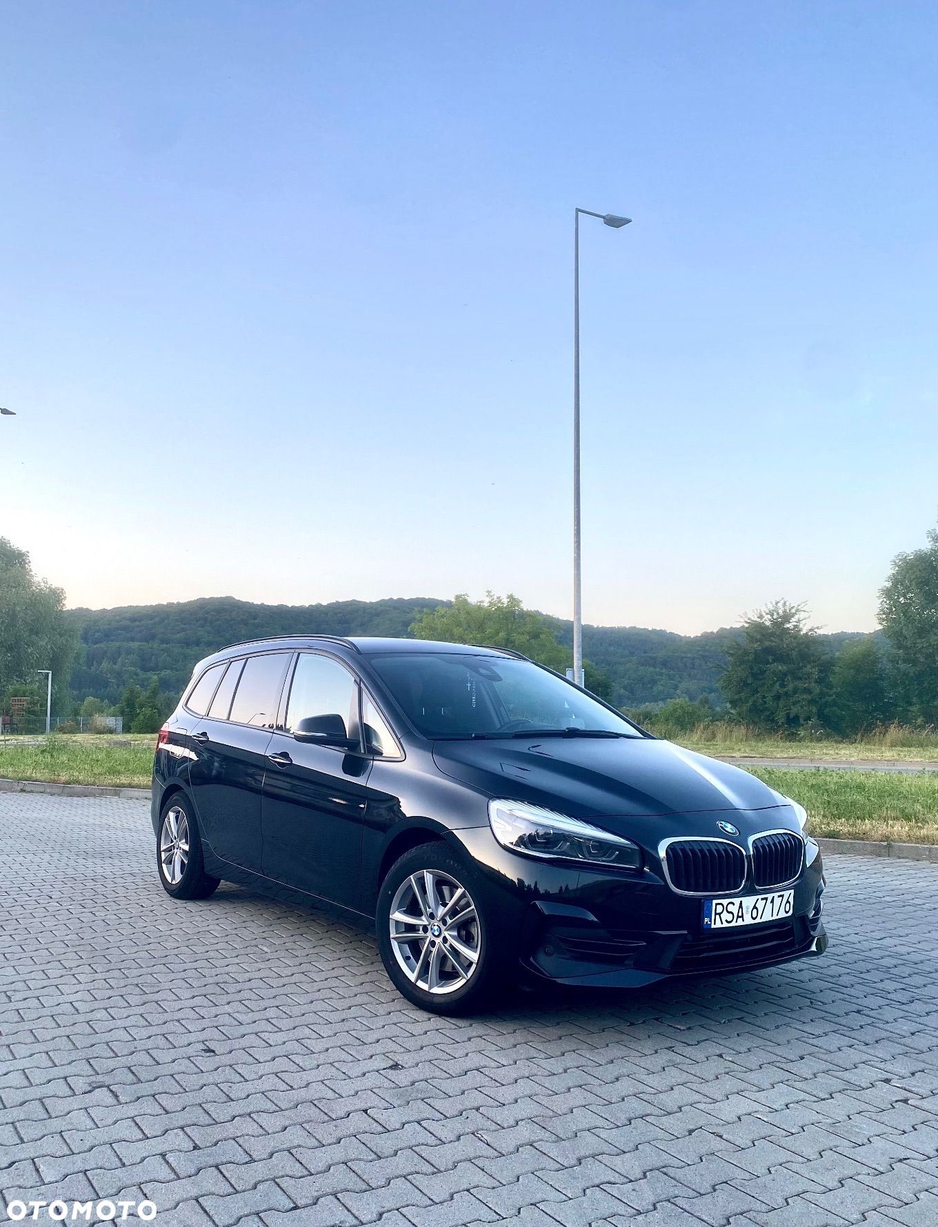BMW Seria 2 218d GT xDrive - 1