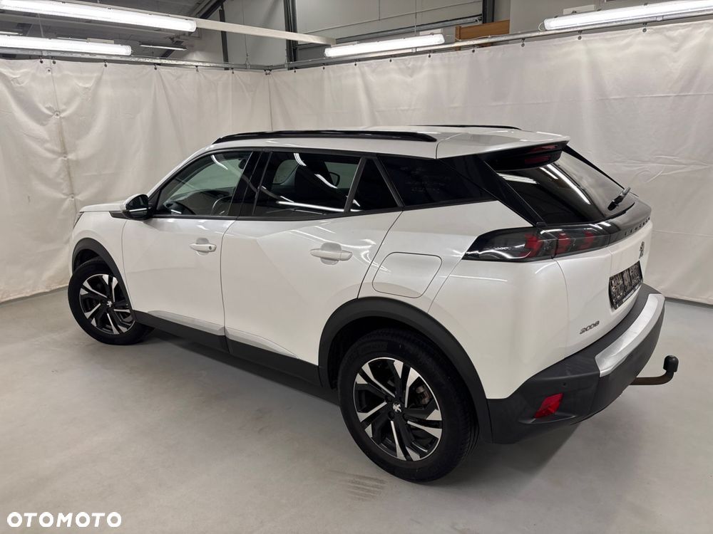 Peugeot 2008 1.5 BlueHDi Allure S&S EAT8 - 6