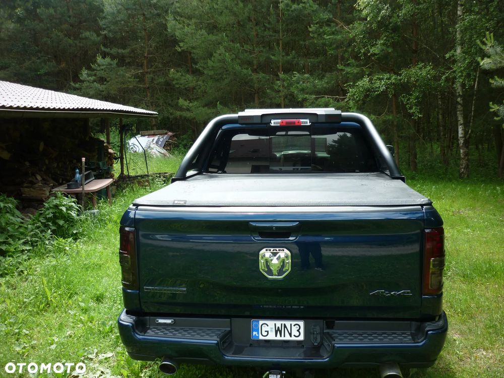 Dodge RAM 5.7 4x4 - 6