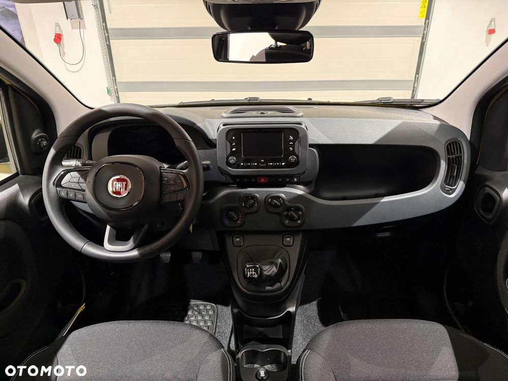 Fiat Panda 1.0 Hybrid Cross - 12