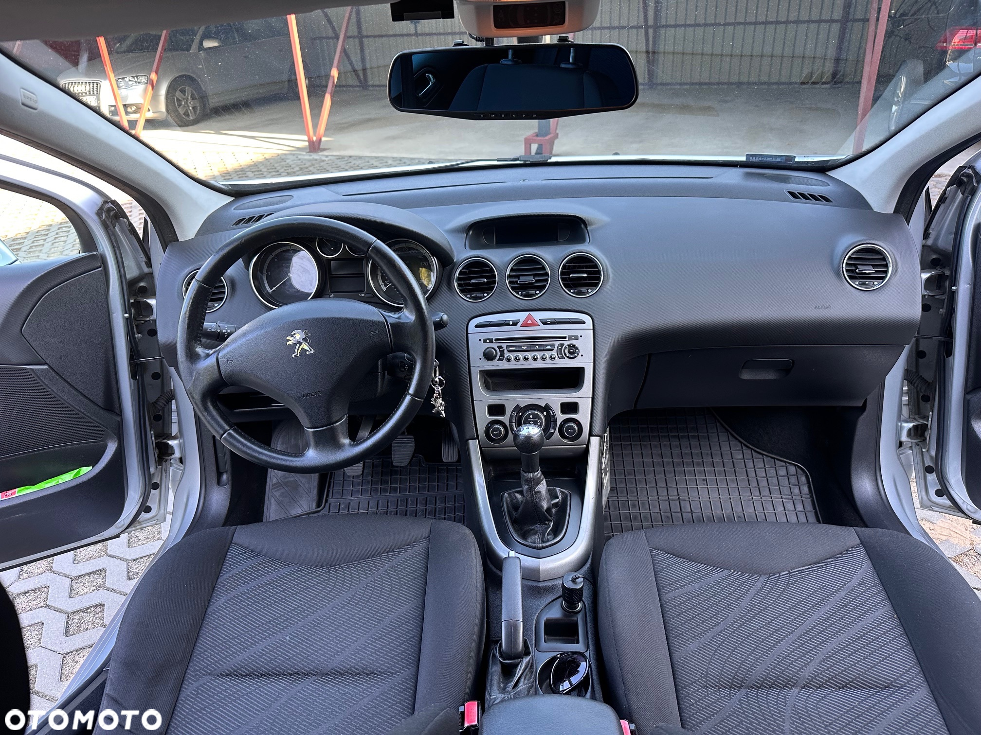 Peugeot 308 1.6 HDi Presence - 9