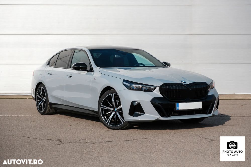 BMW Seria 5 520d xDrive AT MHEV - 1