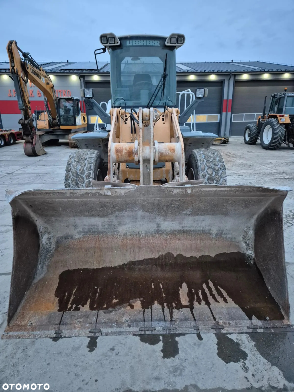 Liebherr L524 - 8