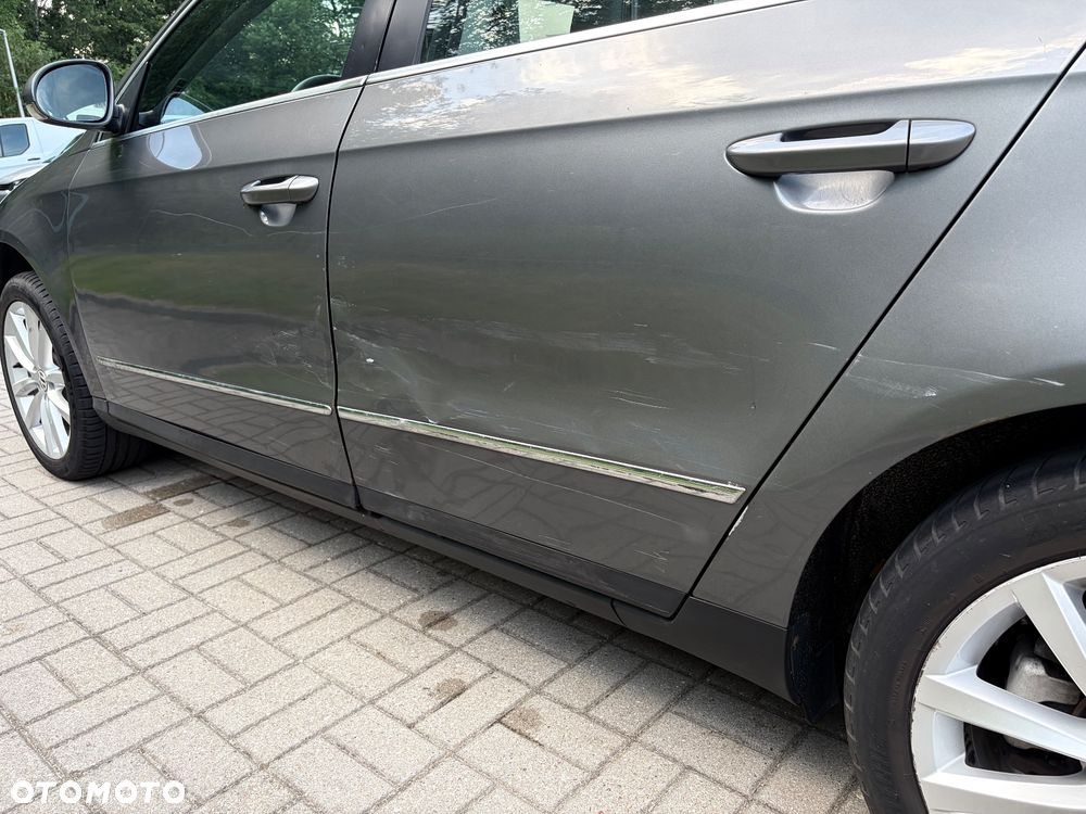 Volkswagen Passat 1.6 FSI Trendline - 17