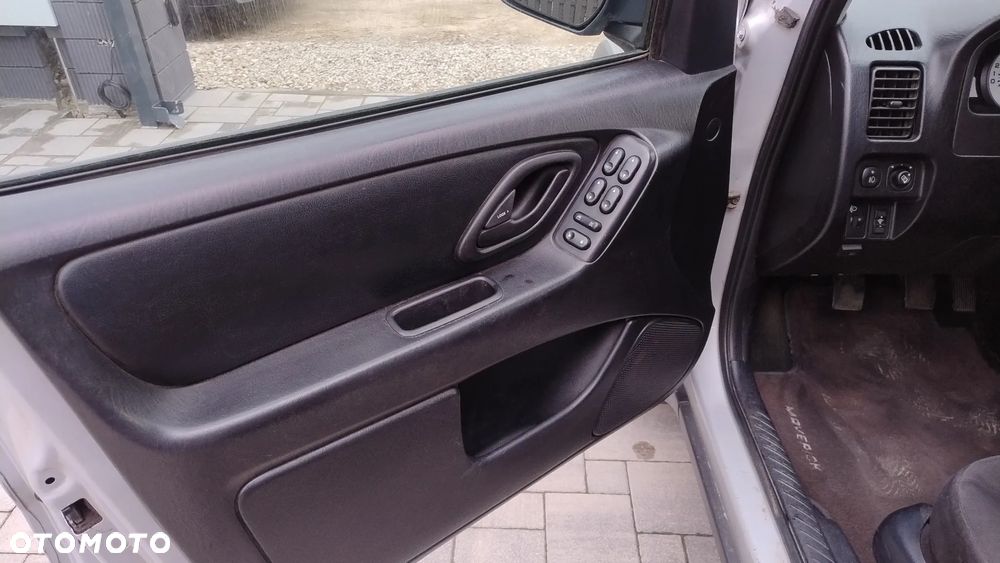 Ford Maverick Highclass - 14
