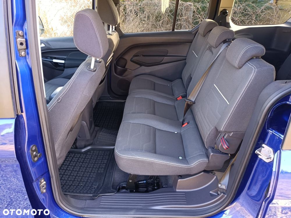 Ford Tourneo Connect 1.5 TDCi Titanium - 21