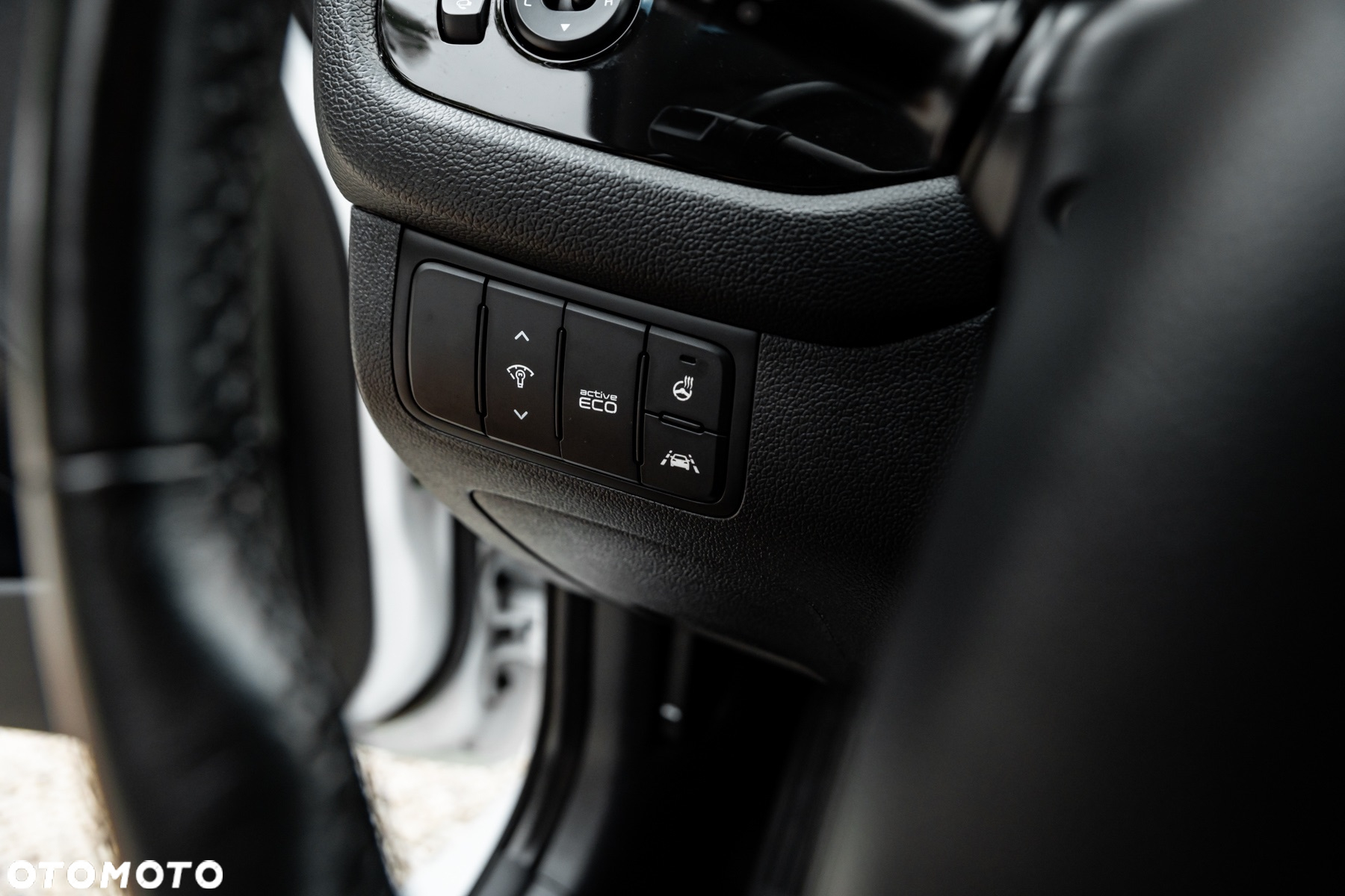 Kia Ceed Cee'd 1.6 GDI L Business Line DCT - 30