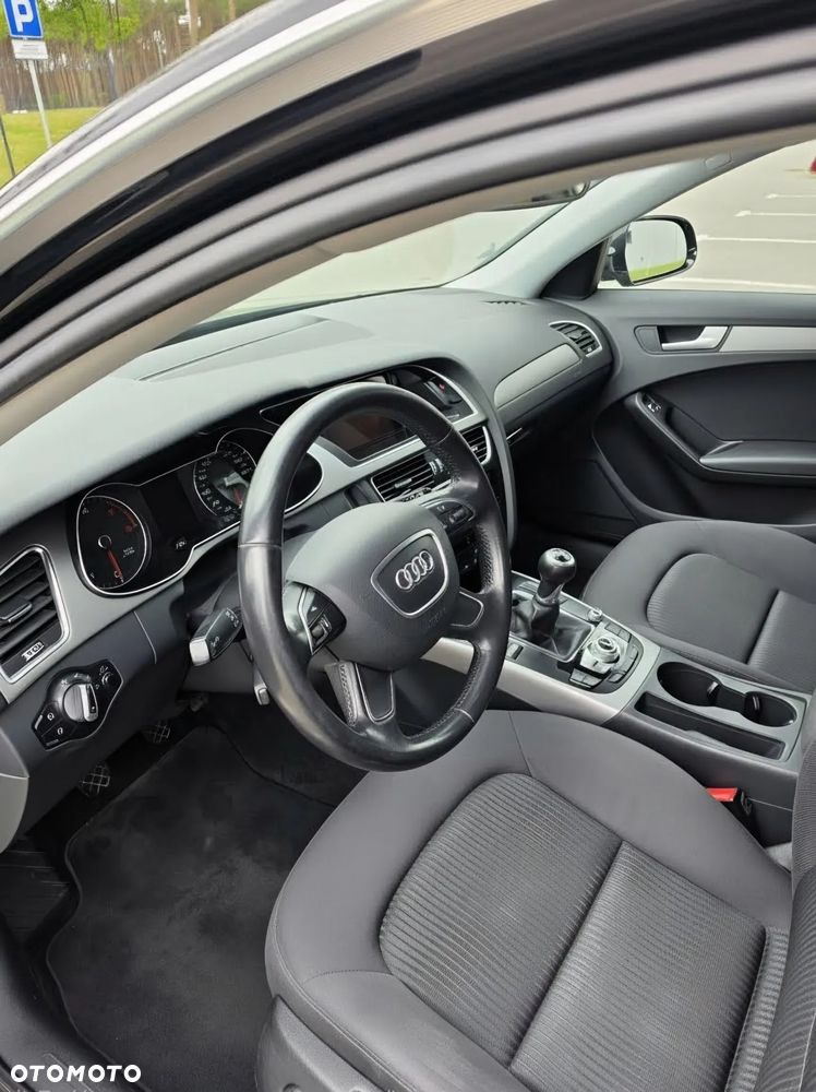 Audi A4 Avant 2.0 TDI - 9