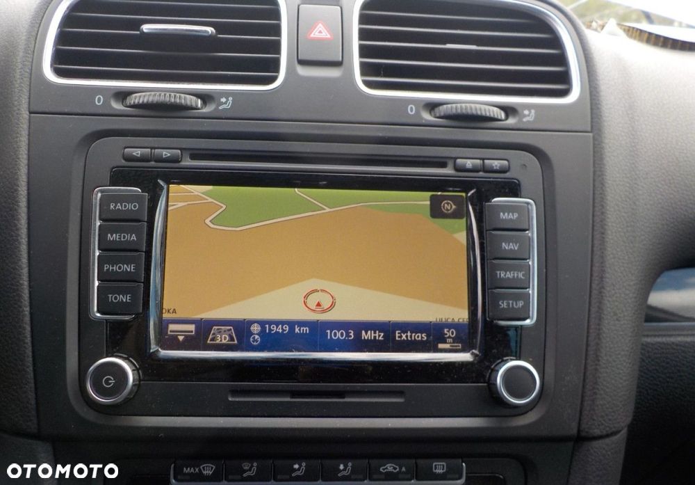 Volkswagen Golf - 29