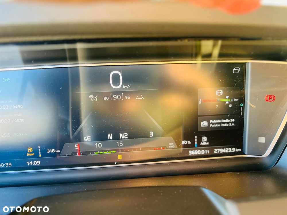 Volvo FH 500 / EURO 6 / RETARDER / 12/2022 / ACC / CAŁE NA PODUCHACH / KLIMA POSTOJOWA / NAVIGACJA / - 10