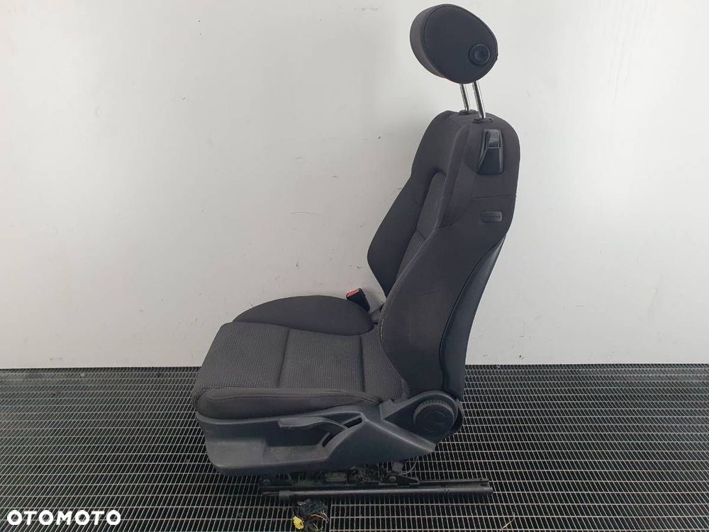 FOTEL LEWY PRZÓD KIEROWCY 3D AUDI A3 8P CZARNY MATERIAŁ - 4