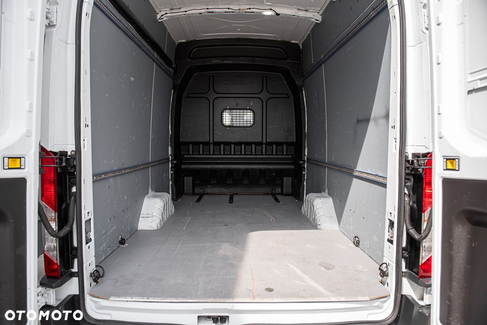 Ford Transit - 20
