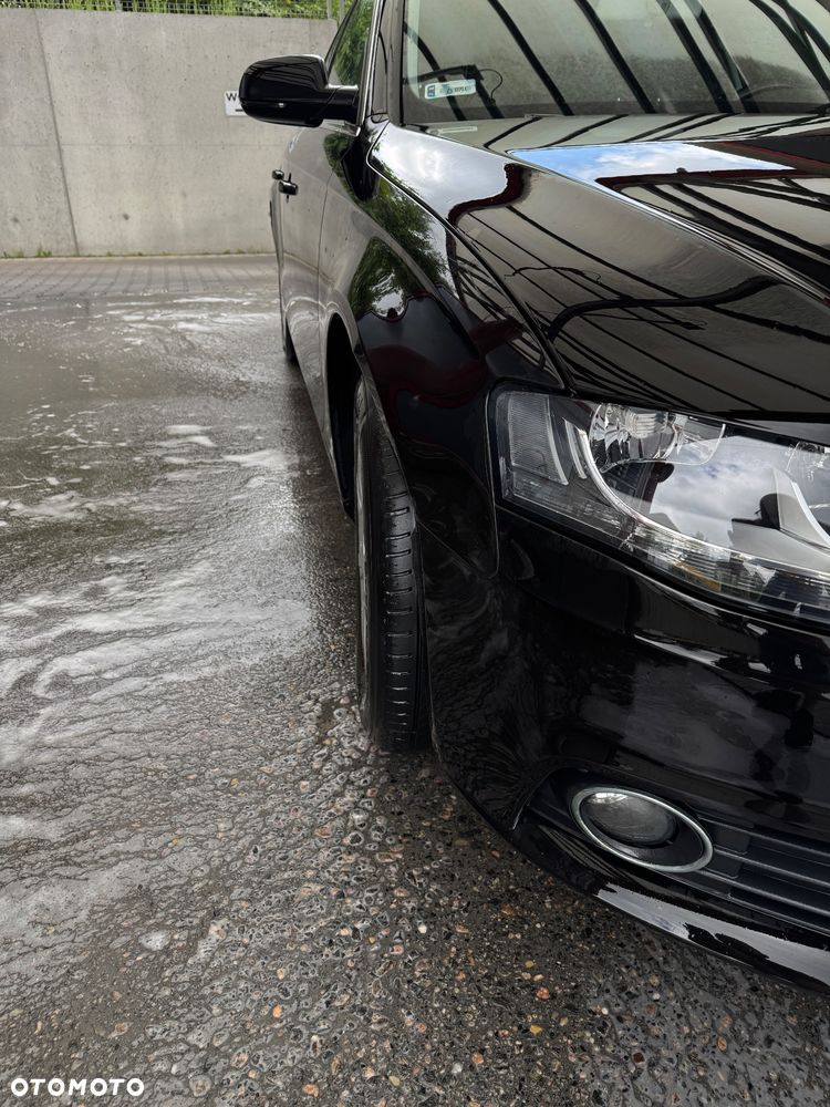 Audi A4 Avant 2.0 TDI - 8