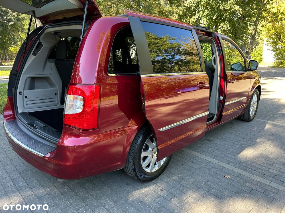 Chrysler Town & Country 3.6 Touring - 18