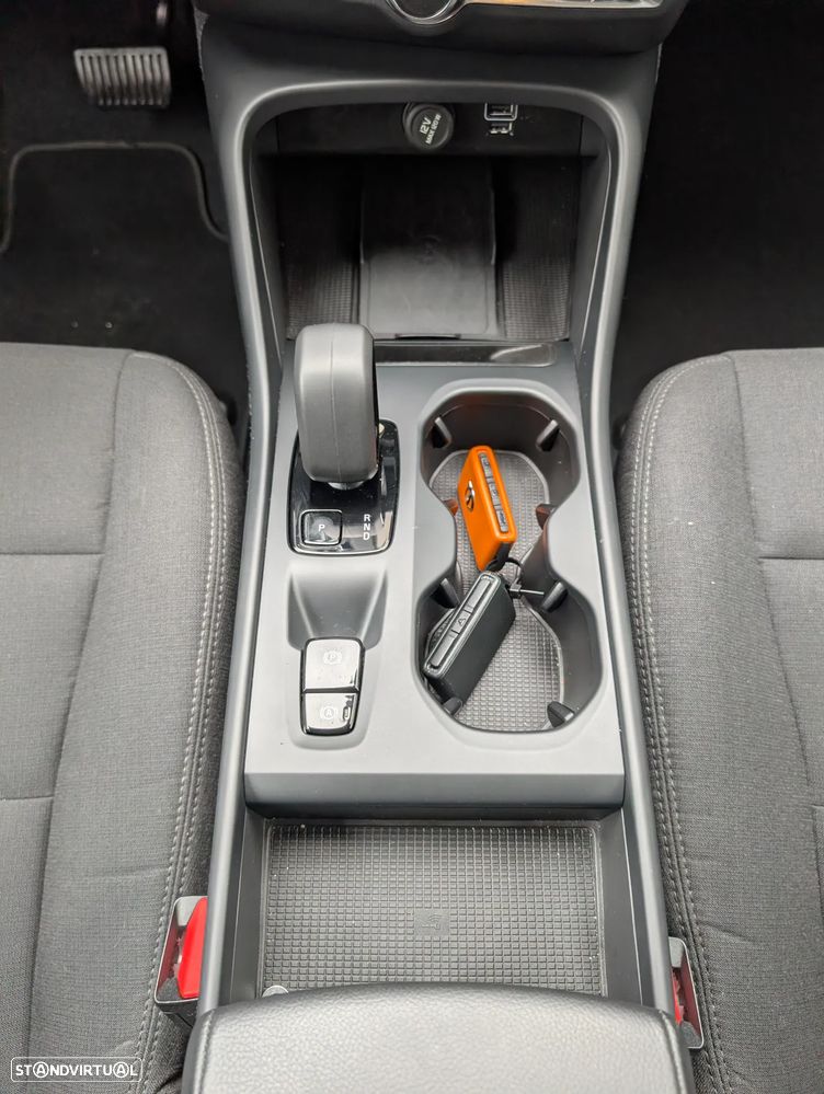 Volvo XC 40 1.5 T4 PHEV Essential - 19