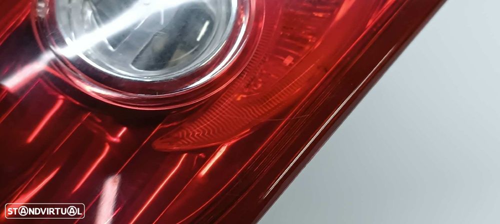 FAROLIM TRASEIRO DIREITO INFINITI Q50 Q50 - 2