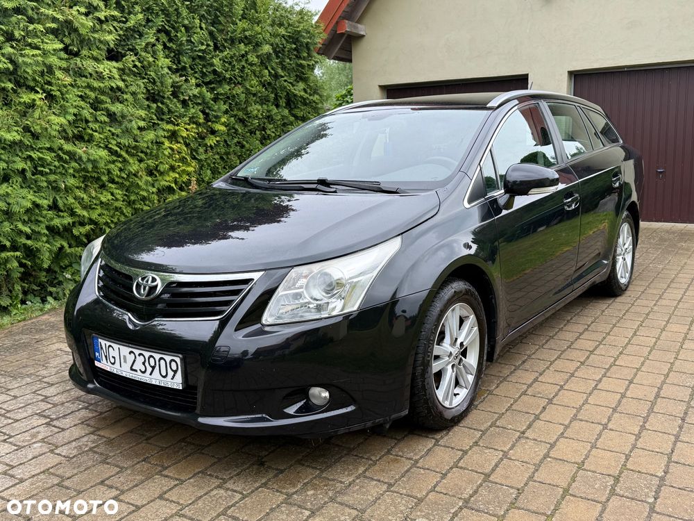 Toyota Avensis 2.0 D-4D - 1