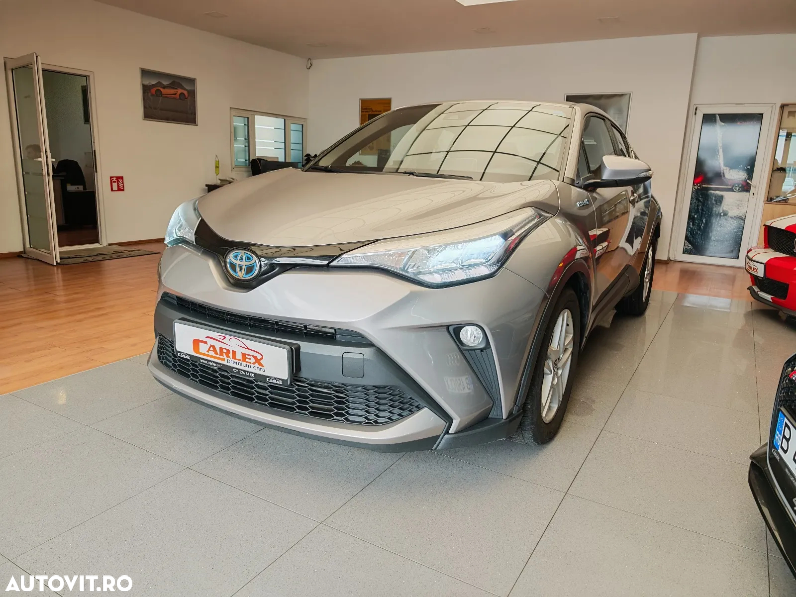 Toyota C-HR 1.8 HSD 122 CP 4x2 CVT Style - 2