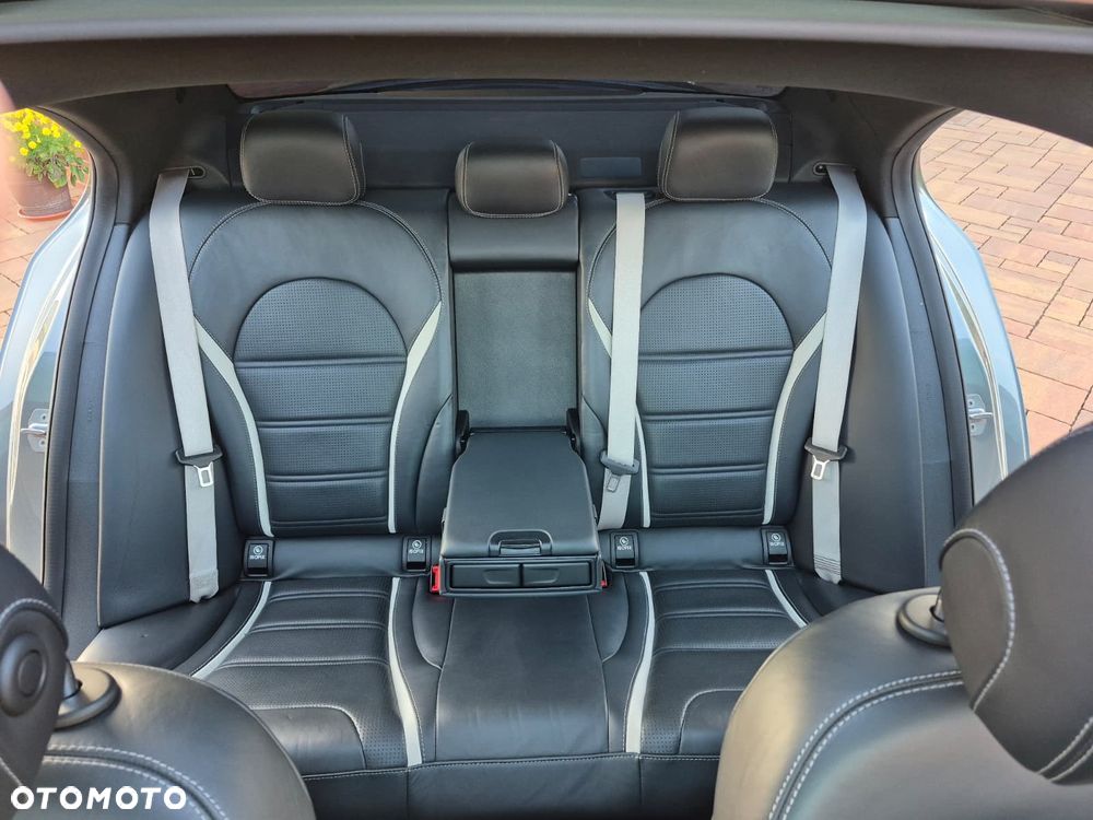 Mercedes-Benz Klasa C AMG 63 S - 21