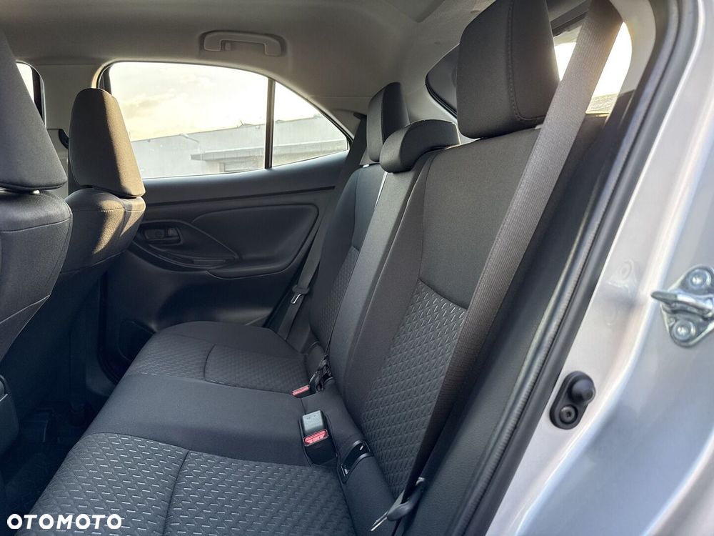Toyota Yaris Cross Hybrid 1.5 Comfort - 16