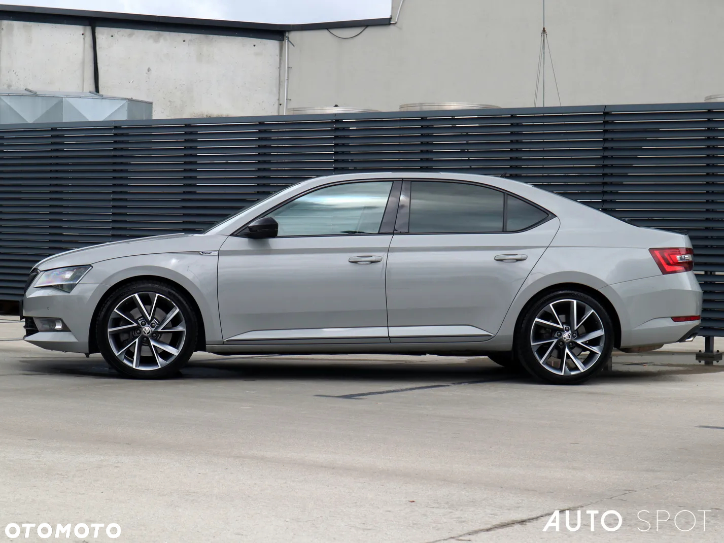 Skoda Superb 2.0 TSI 4x4 Sportline DSG - 2