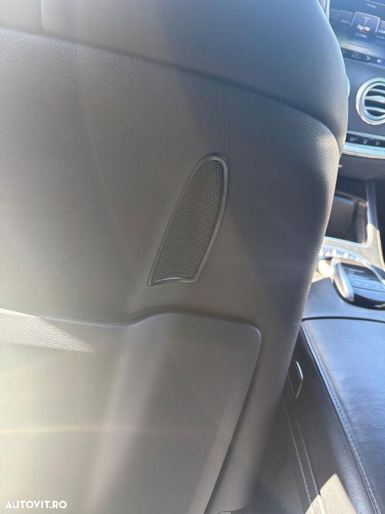 Mercedes-Benz S 500 4MATIC Aut - 24