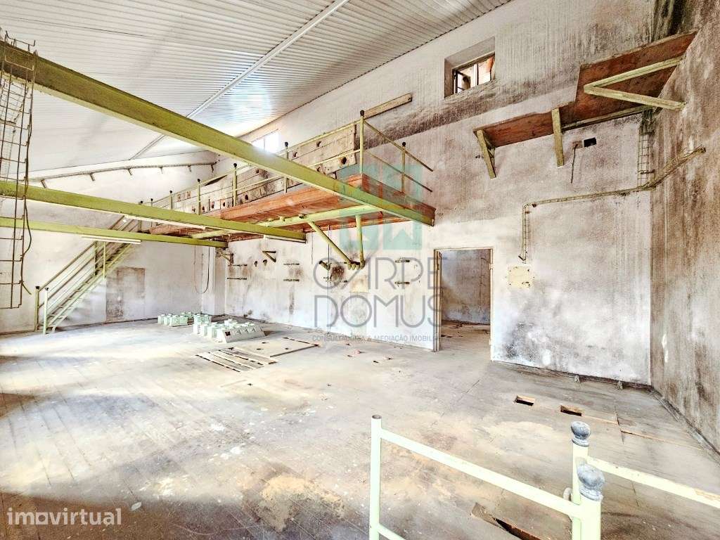 Armazém industrial com 1160 m2, em Gaeiras, Óbidos - Grande imagem: 5/60
