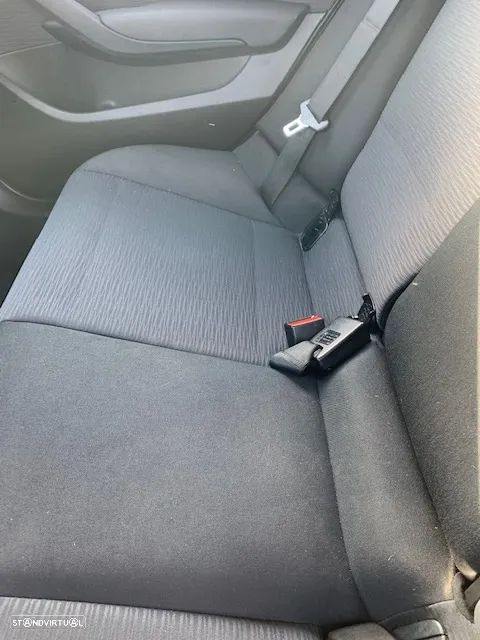 BMW X1 18 d sDrive - 9