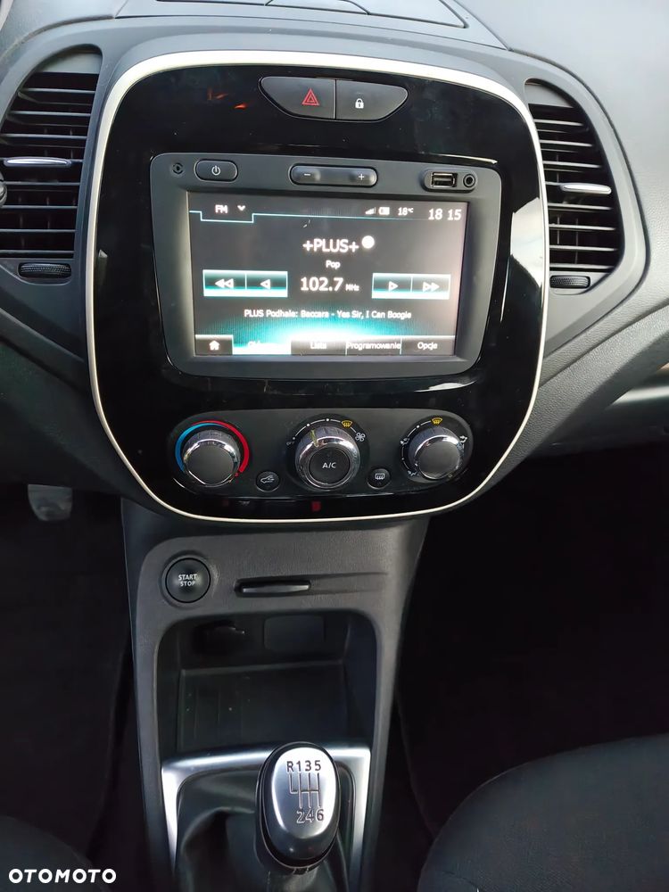 Renault Captur - 16