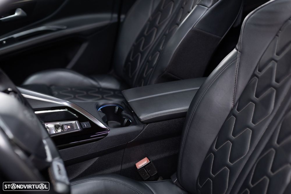 Peugeot 5008 1.5 BlueHDi GT Line EAT8 - 44