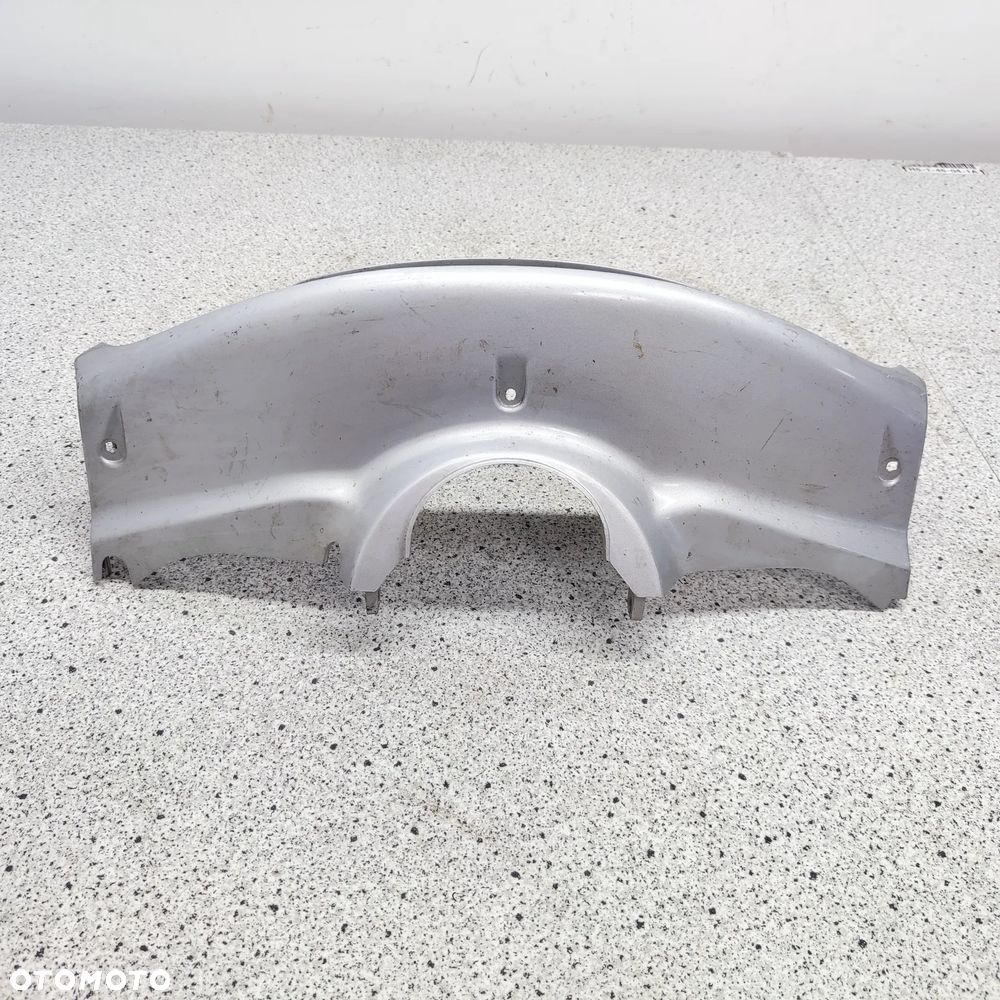 Czacha, czasza, owiewka przód, osłona lampy, obudowa kierownicy Yamaha Cygnus 125 - 5