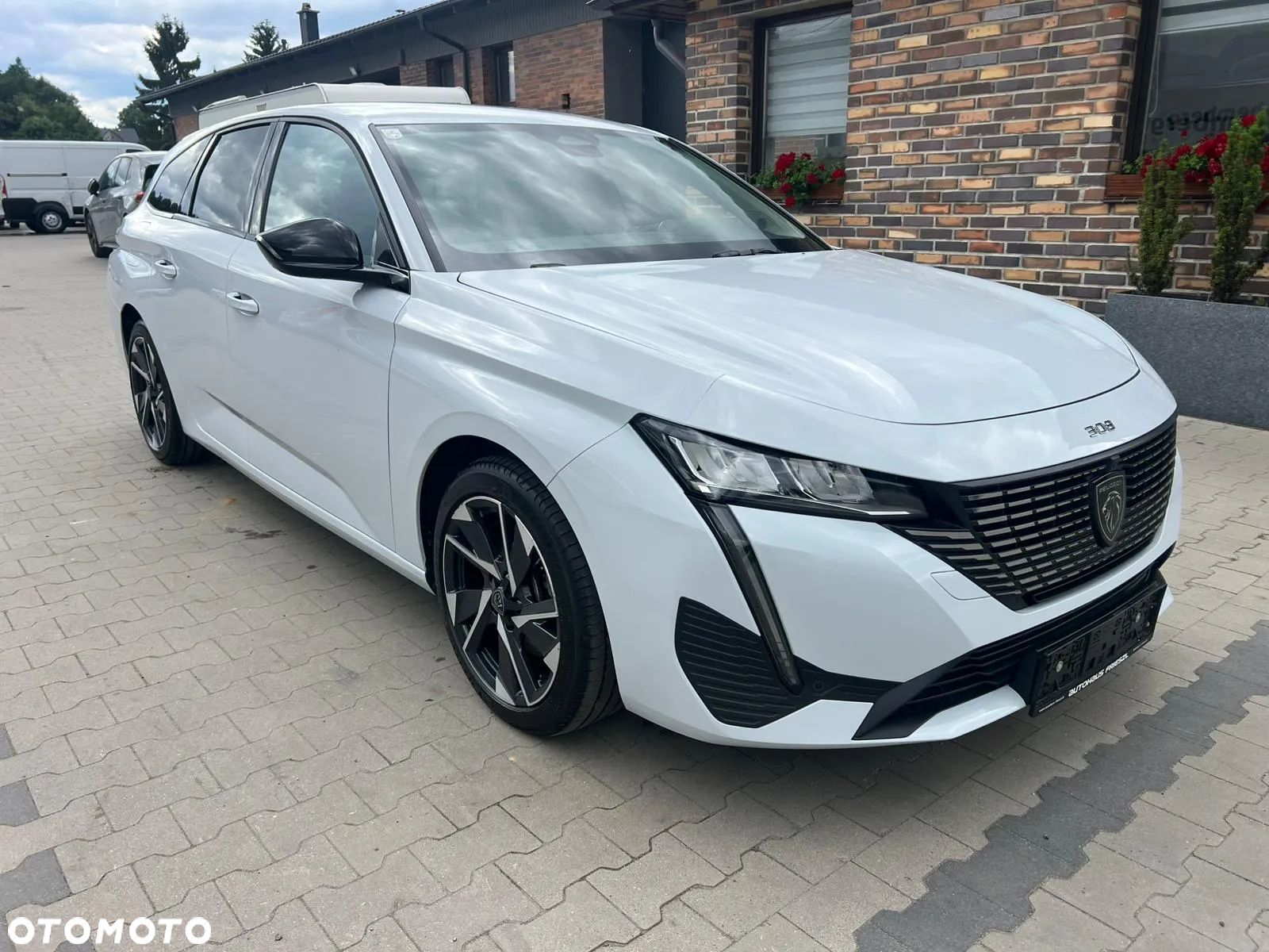 Peugeot 308 1.5 BlueHDi Allure Pack S&S EAT8 - 1
